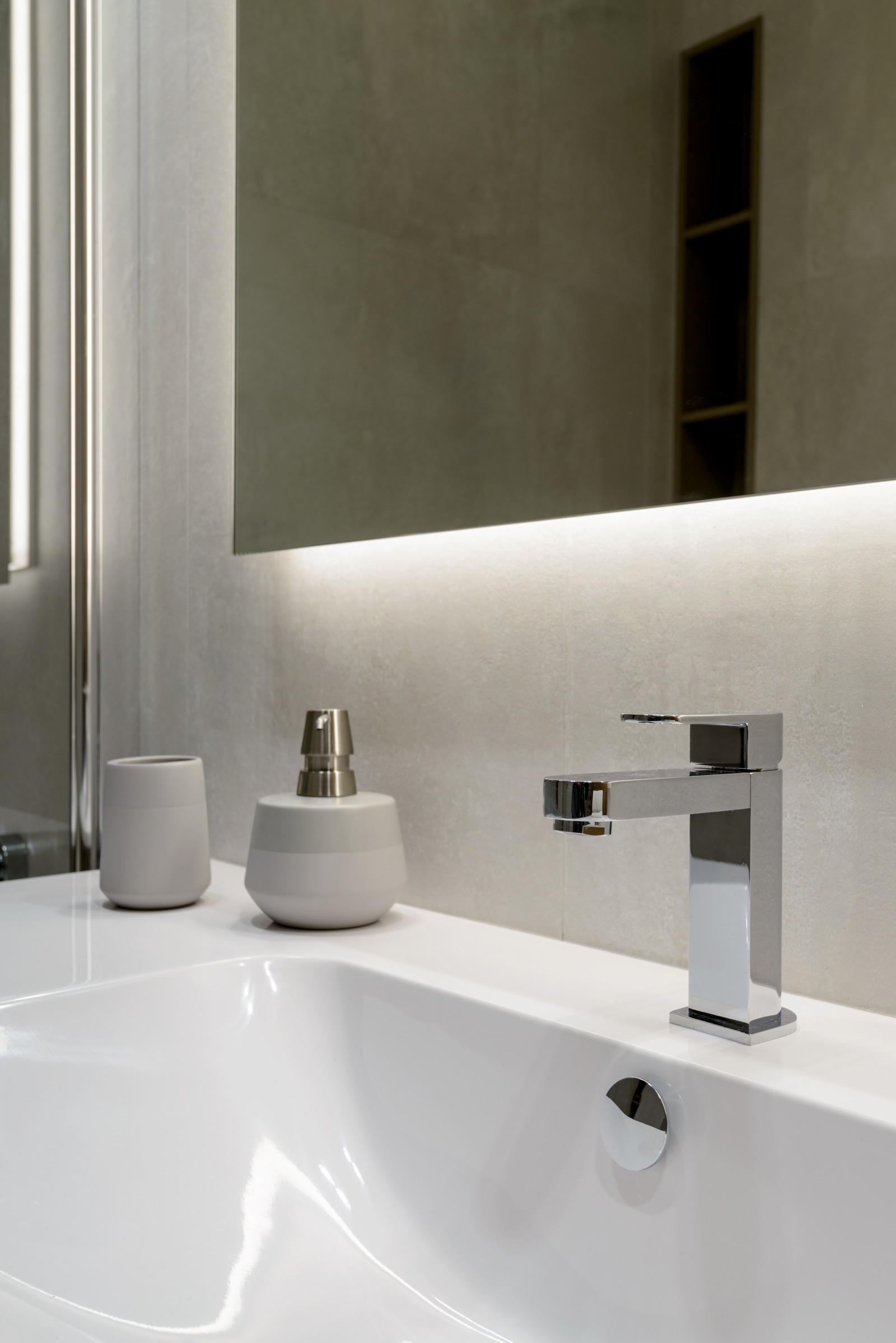 Квартира на Декабристов