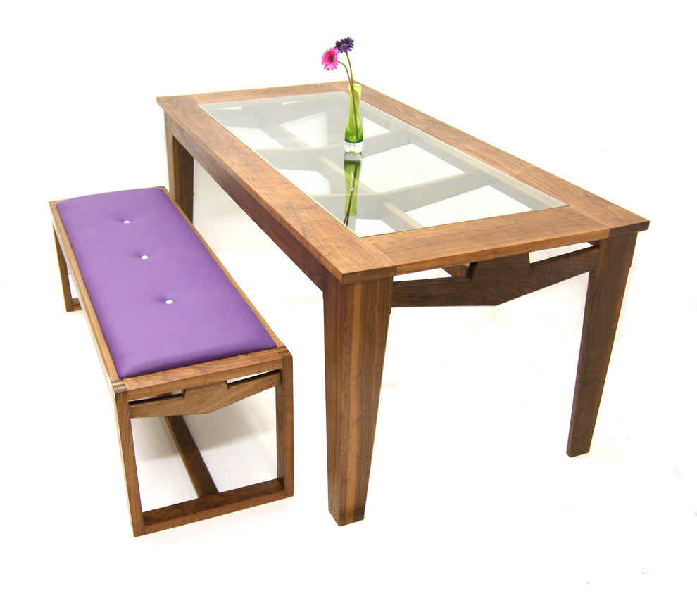 Cwch Dining Table