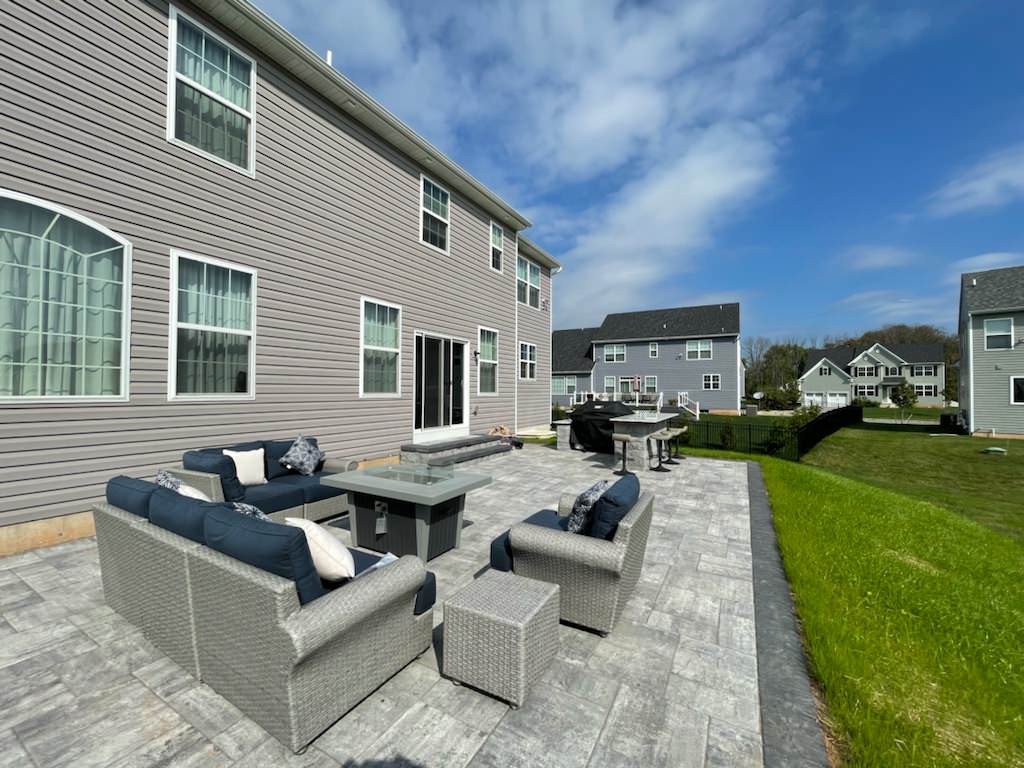 Cambridge Limestone Quarry Blend Patio/Outdoor BBQ area