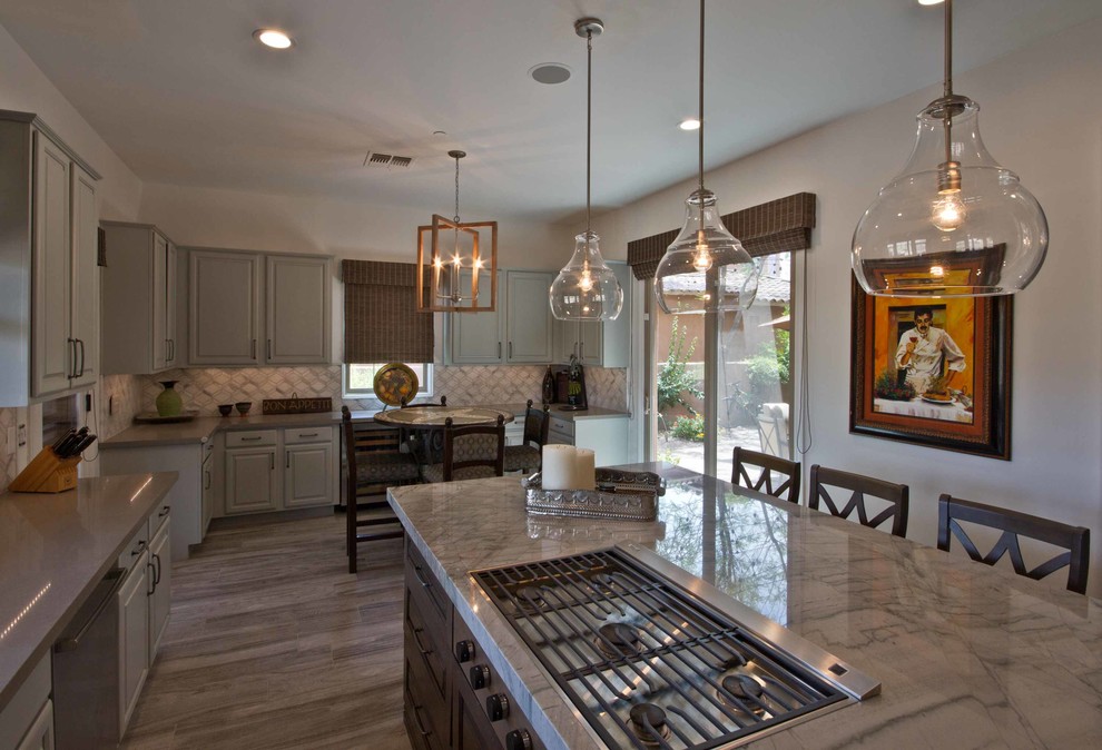 Transitional kitchen photo in Phoenix