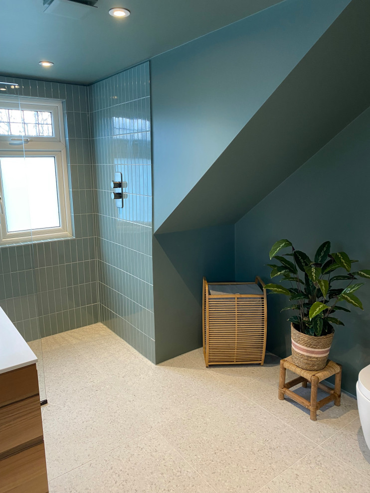 Bathroom under eaves