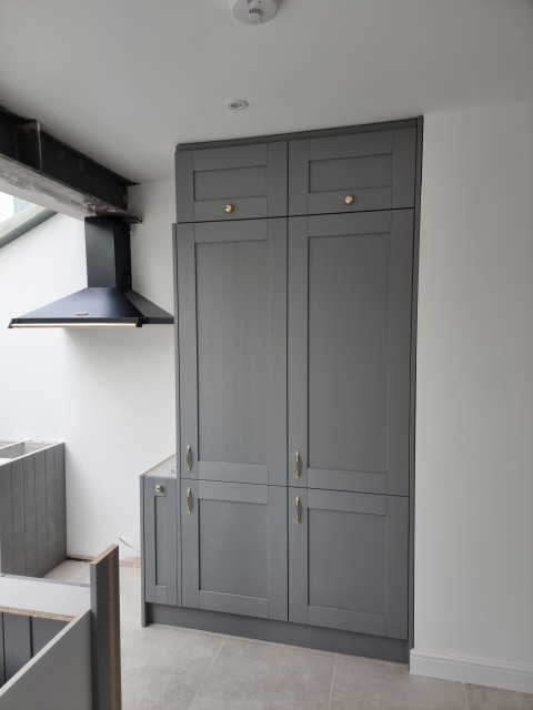 Shaker Kitchen traditional-kitchen