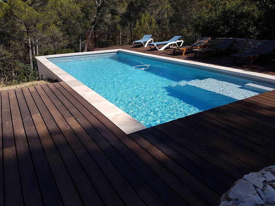 PISCINES