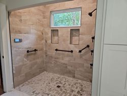 Bob Vincent Bathroom
