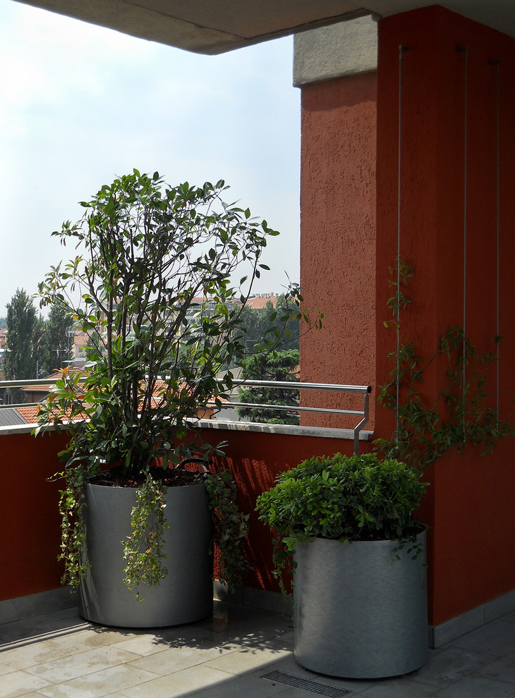 TERRAZZA CON VELA