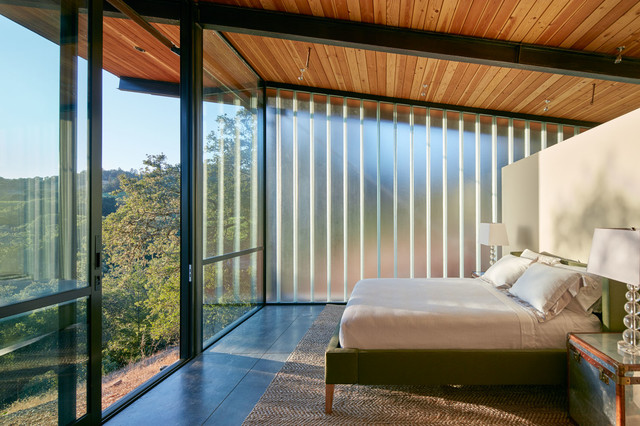 Split Rock Springs Ranch minimalistisch-schlafzimmer