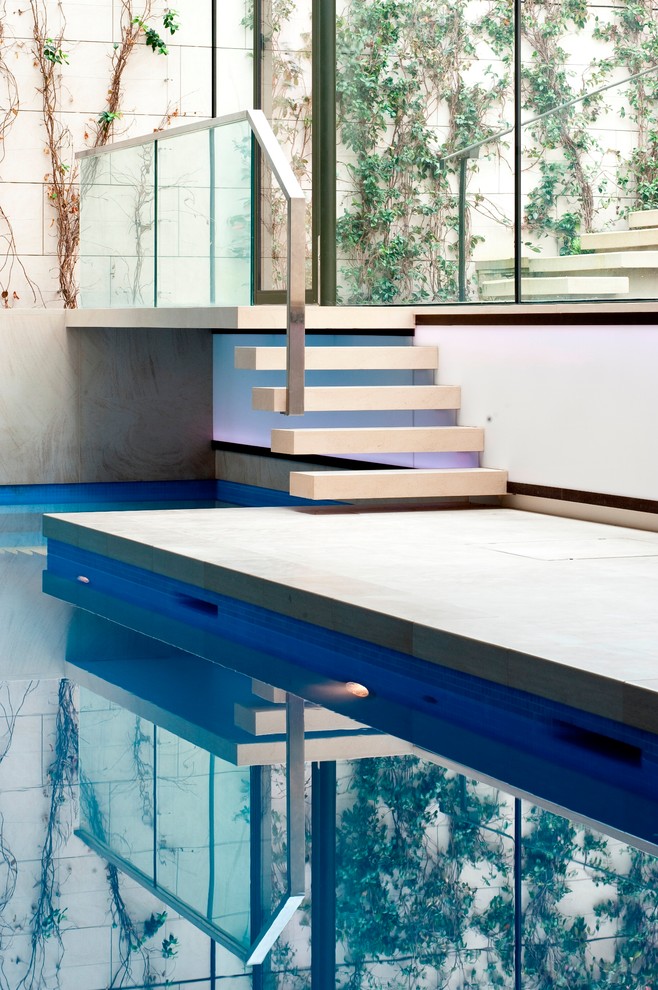 This is an example of a modern pool in New York.