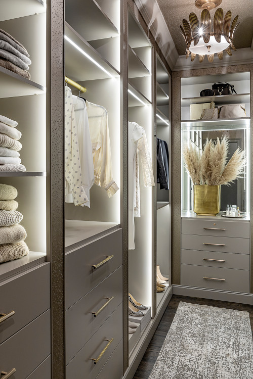 62+ Luxury Walk in Closet ( ORGANIZED LOOK ) - Elegant Closets