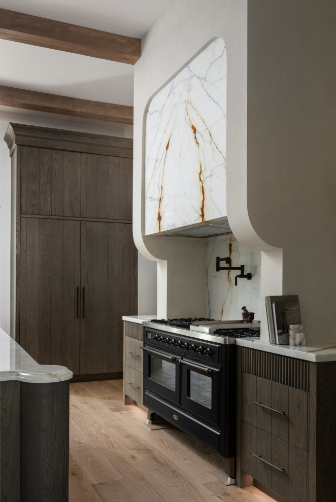 Inspiration for a transitional kitchen remodel in Phoenix