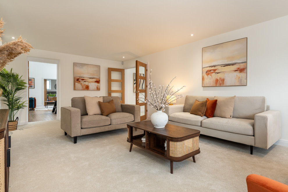 Walnut Close - New Build - Stage to Sell