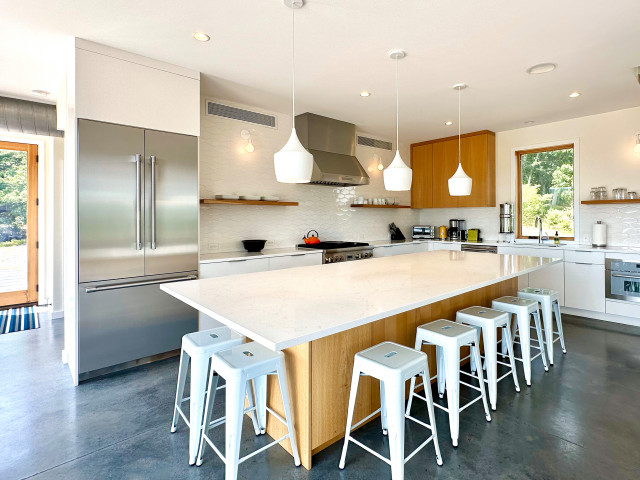 Lost River Solar contemporaneo-comedor