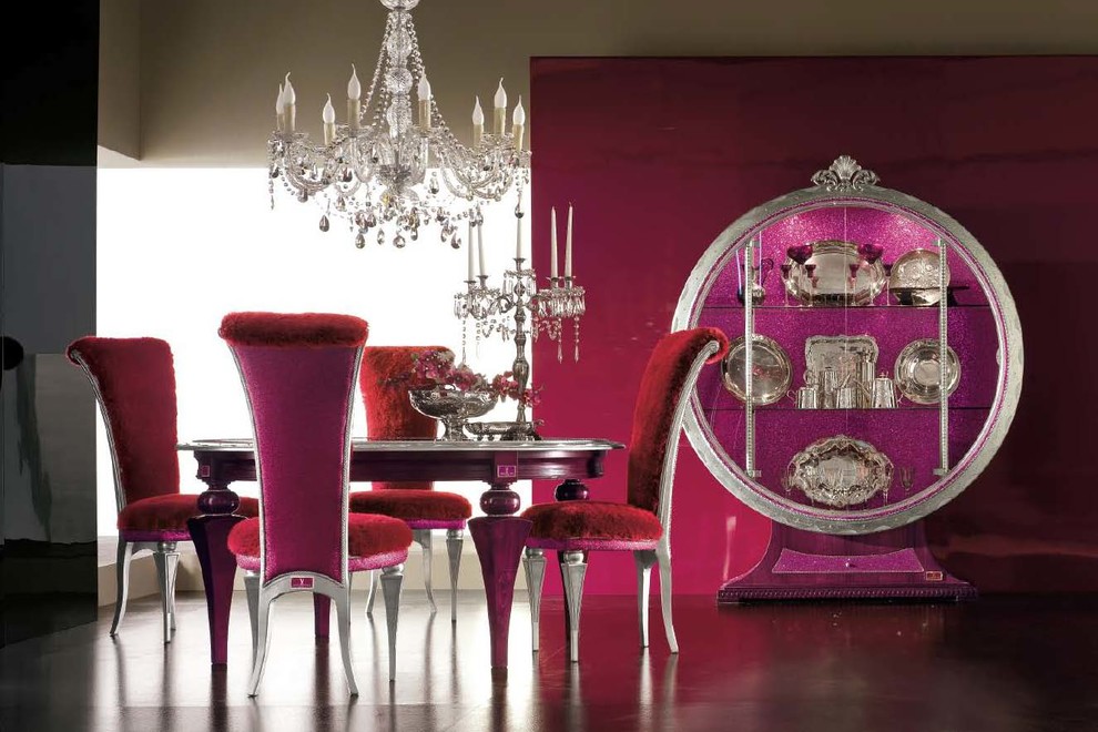 This is an example of an eclectic dining room in Miami.
