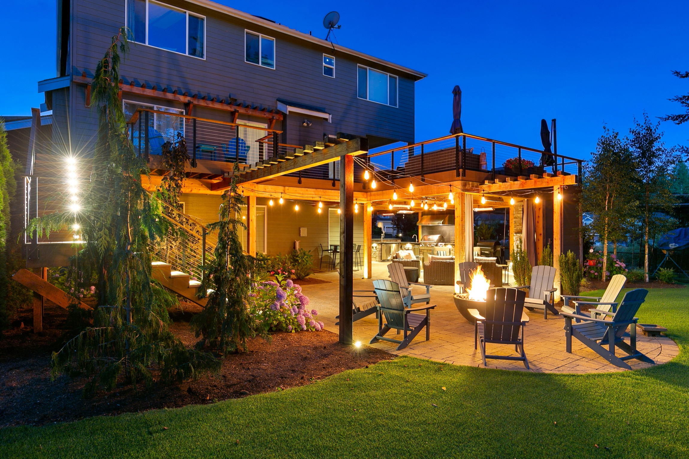 2-level entertaining in Sammamish