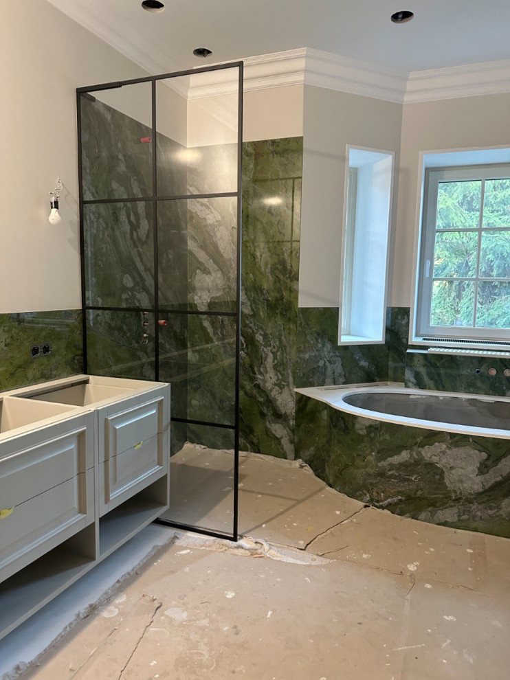 Душевая кабина/ванная комната