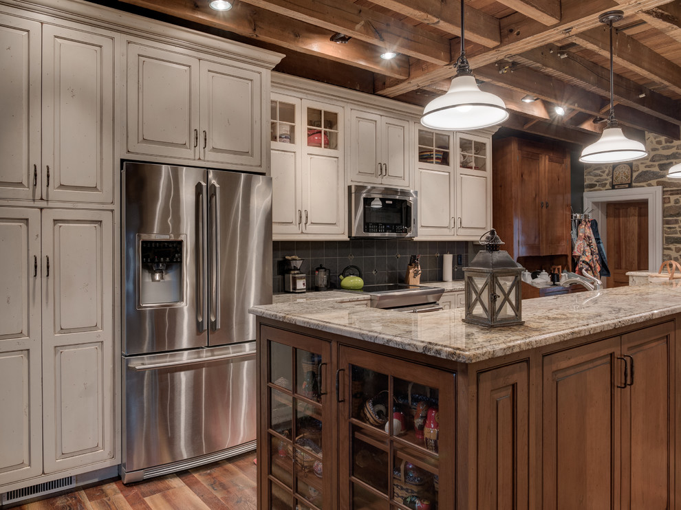 Kitchen - farmhouse kitchen idea