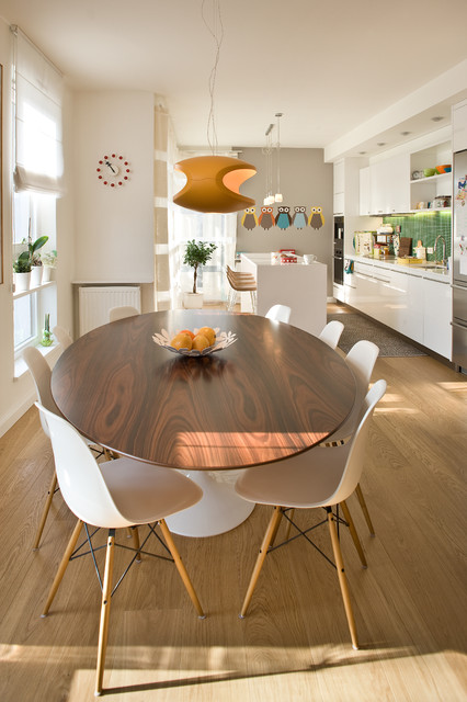 How To Feng Shui Your Dining Zone, Mirror Near Dining Table Feng Shui