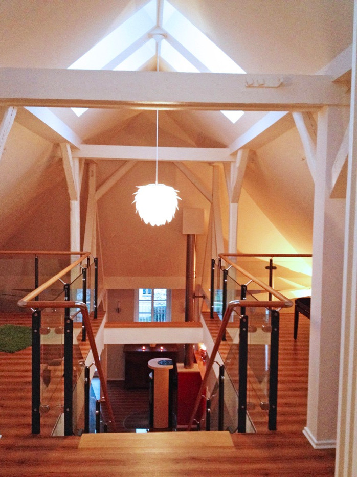 Modernes Arbeitszimmer in Sonstige