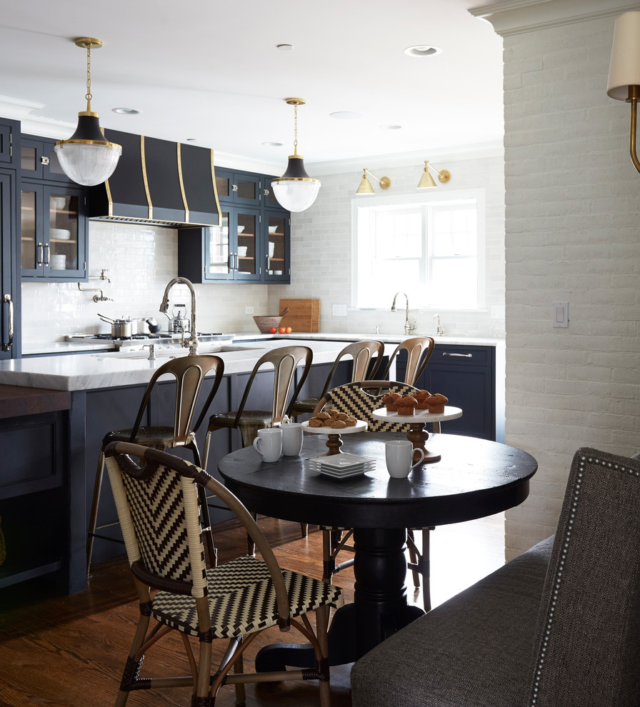 Home design - transitional home design idea in Chicago