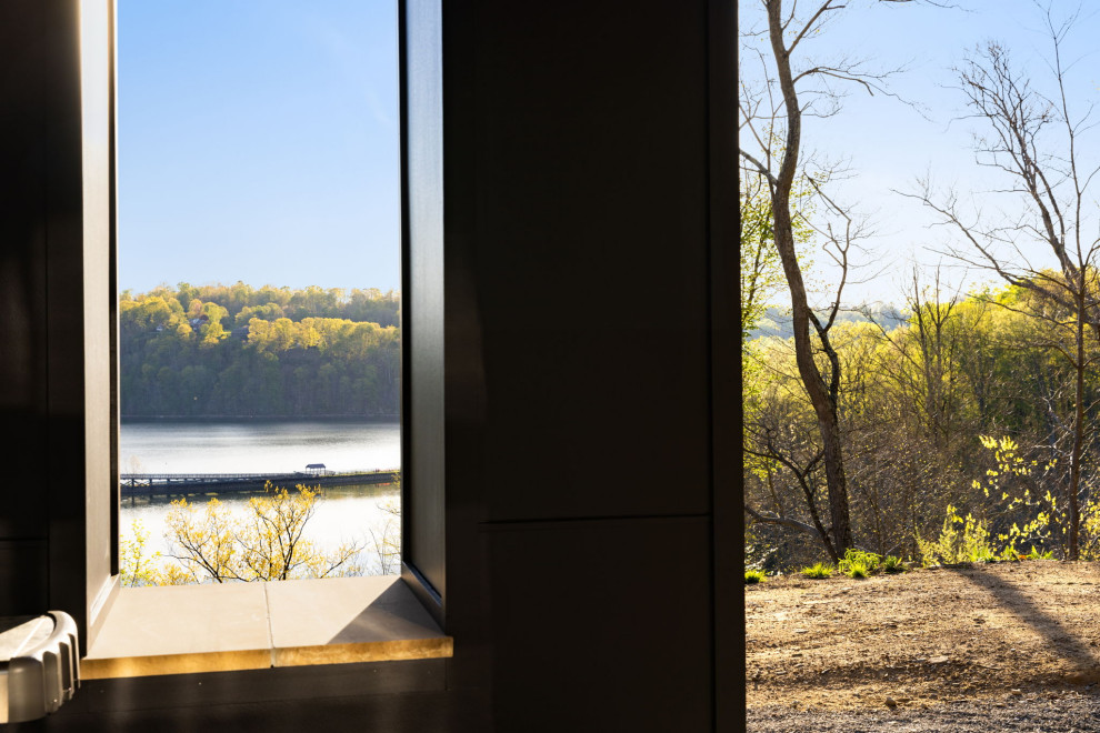 New Build: Lake Pointe Residence