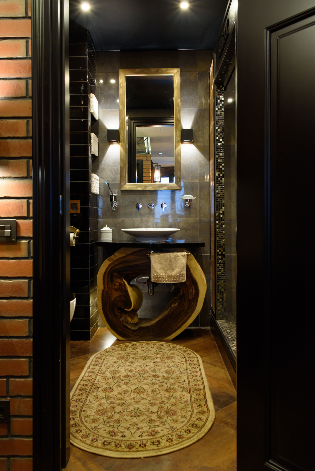 Лофт на высоте птичьего полета. Санузел