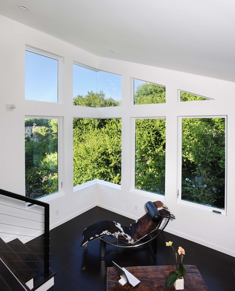 Example of a minimalist home design design in San Francisco