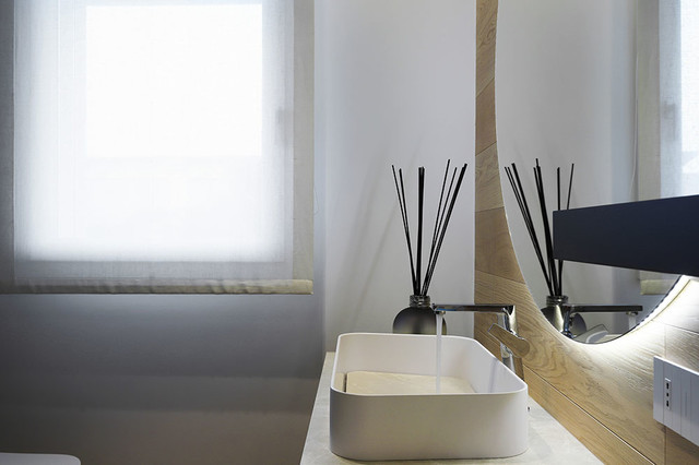 Foto d'interni attico Portovenere contemporary-bathroom