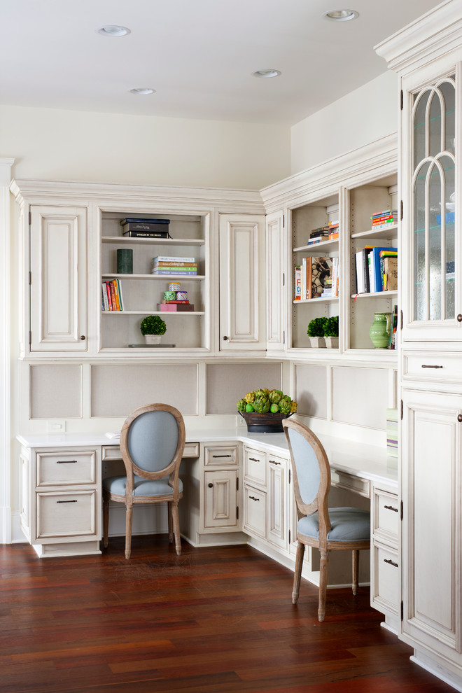 This is an example of an expansive traditional home office in DC Metro.