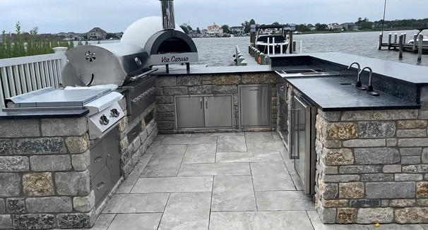 U-Shaped Outdoor Kitchen