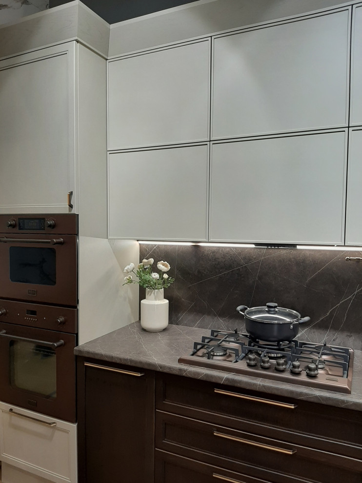 Кухня с тонкой рамкой