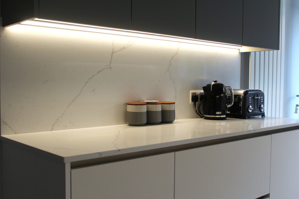 The Oadby Kitchen - Volpi True Handleless - RRP £60,300 - Luxe Price £51,200