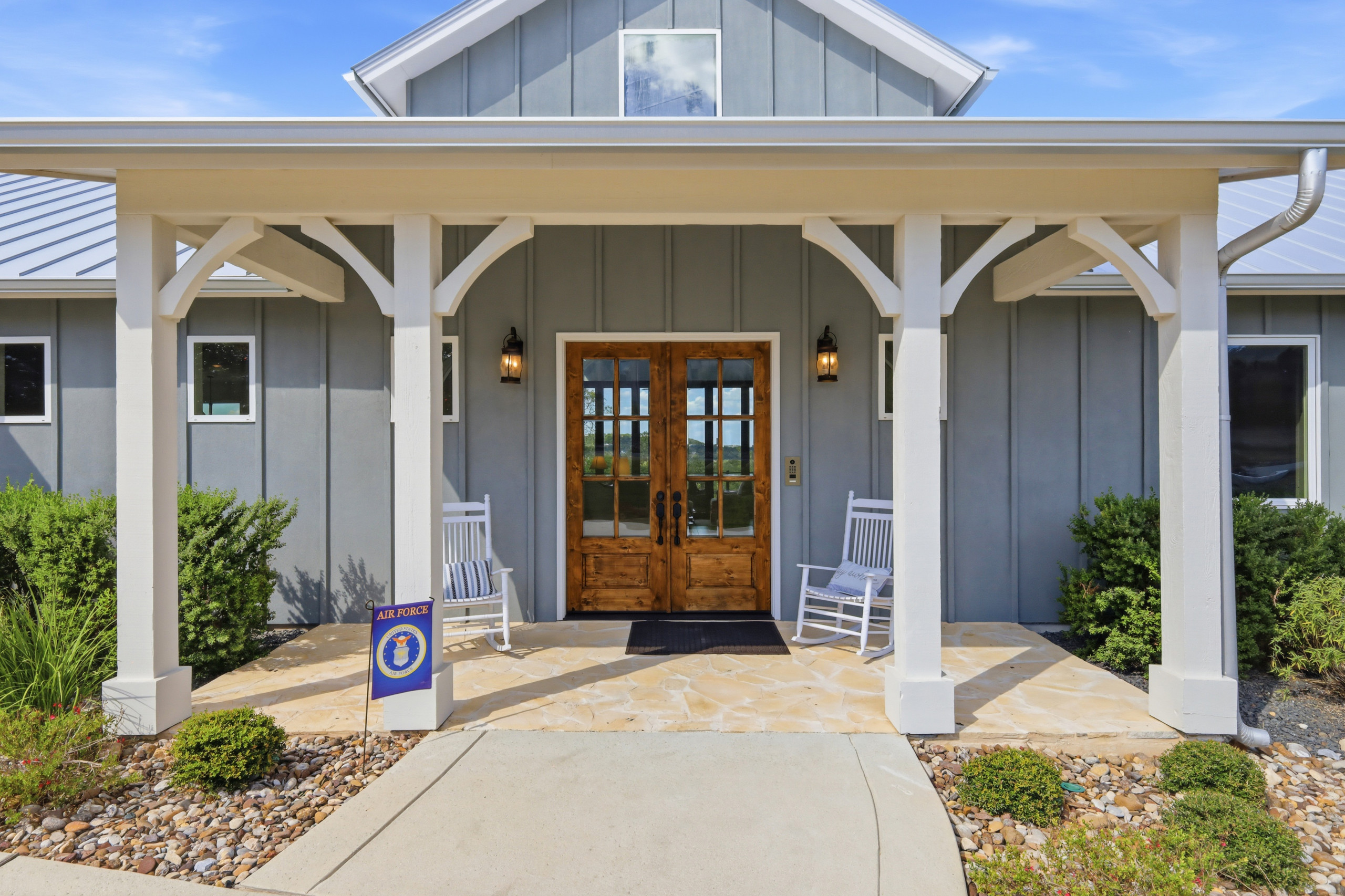 Farmhouse: 3,571 ft² | 4 BR | 3.5 BA | 1 ST