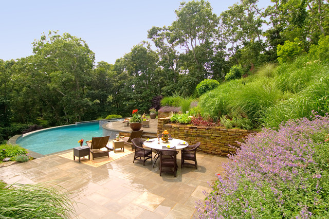 Rustic Montauk rustico-patio