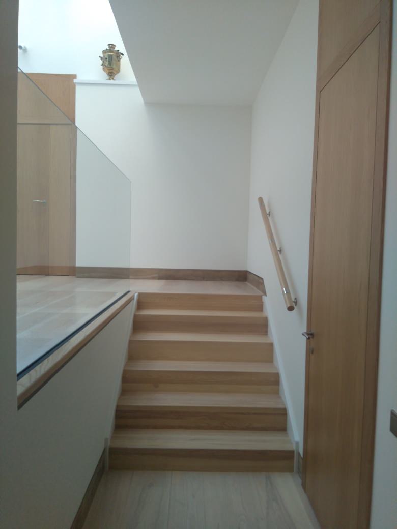 Облицовка лестницы в квартире