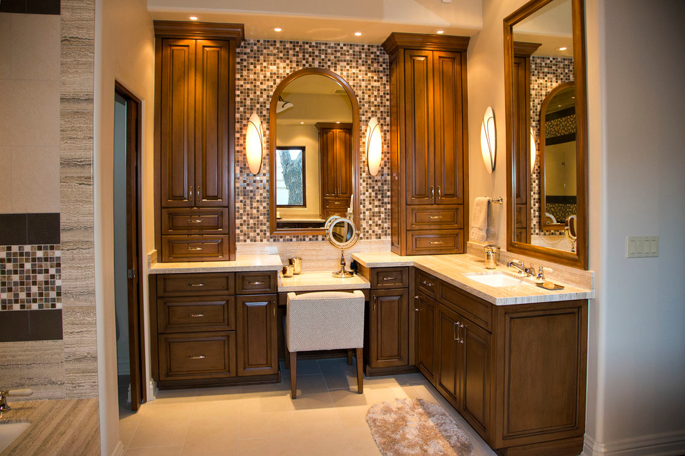 Transitional bathroom photo in Phoenix