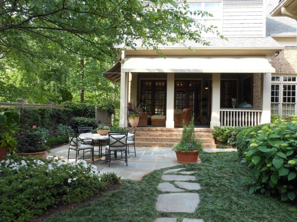 Design ideas for a traditional patio in Atlanta.