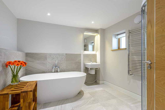 Atlantic View coastal-bathroom