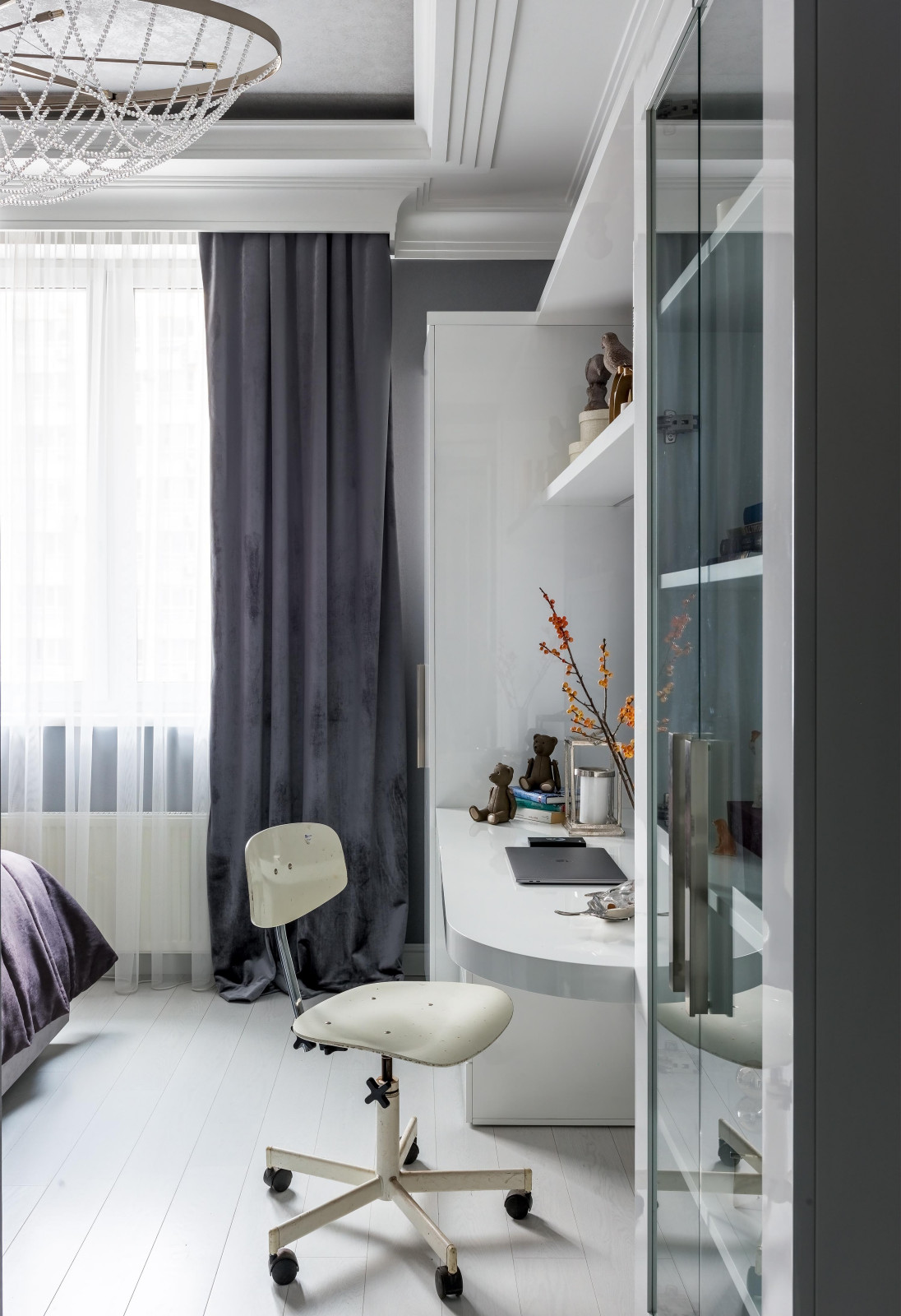 Оттенки Серого