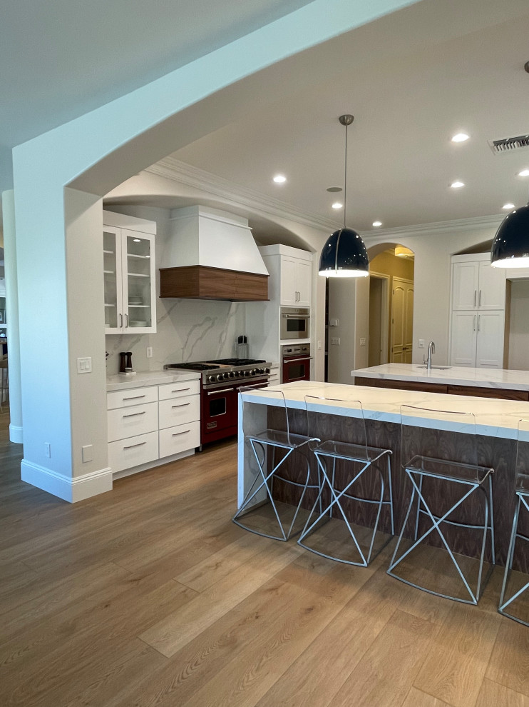 Expansive Gourmet Kitchen and Family Room