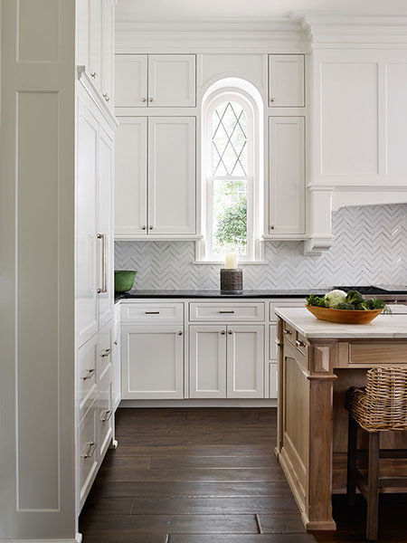 Kitchen - transitional kitchen idea in Atlanta