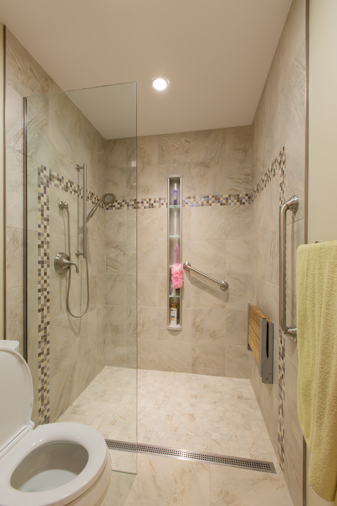 Inspiration for a transitional bathroom remodel in Edmonton