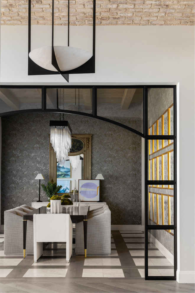 Example of a transitional home design design in Phoenix