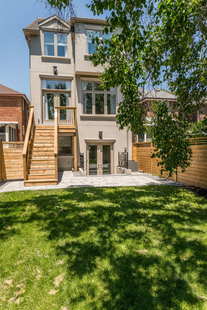 Home design - transitional home design idea in Toronto