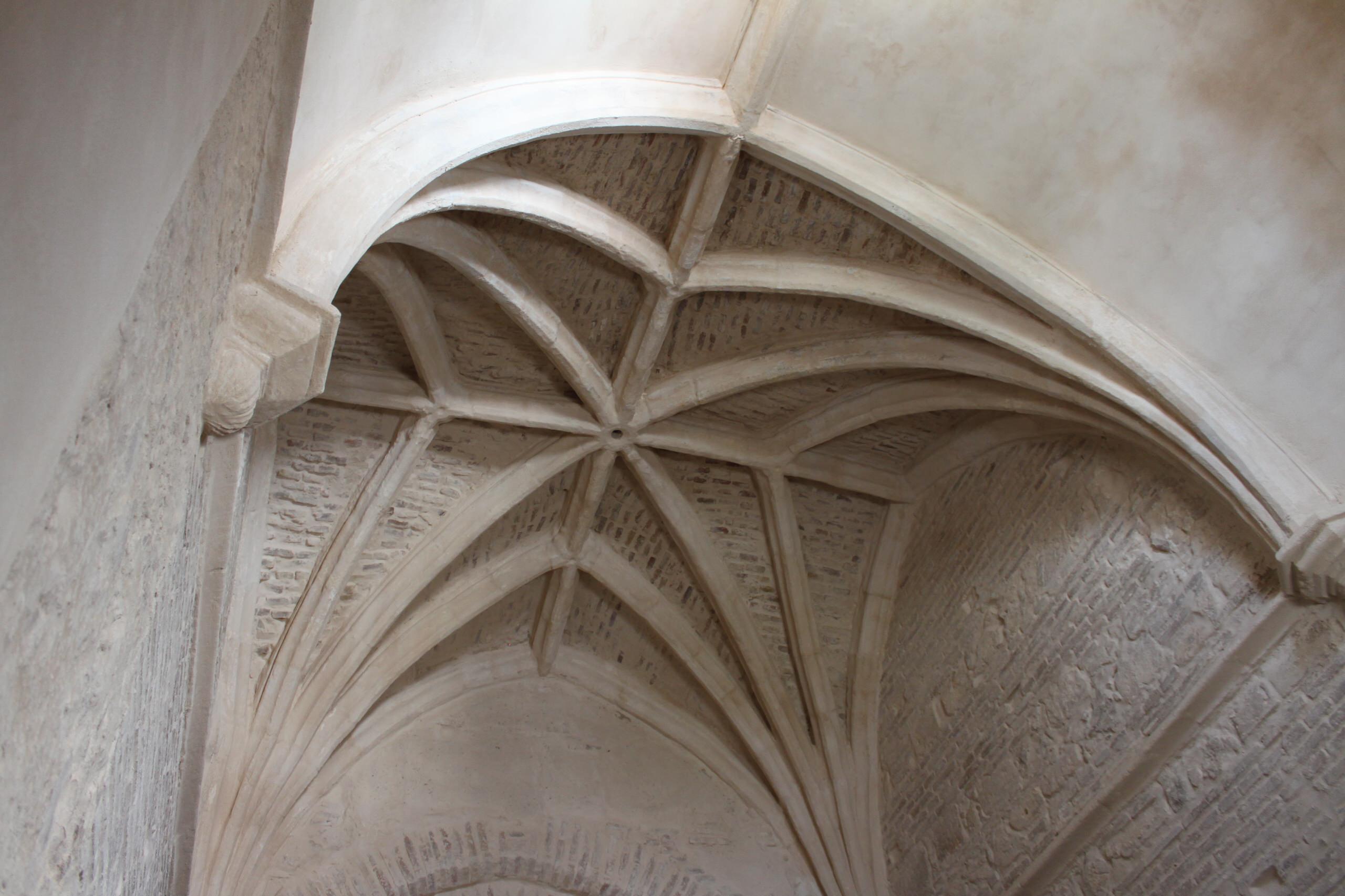 REHABILITACIÓN Y RESTAURACIÓN STA MARÍA DE LA ASUNCIÓN