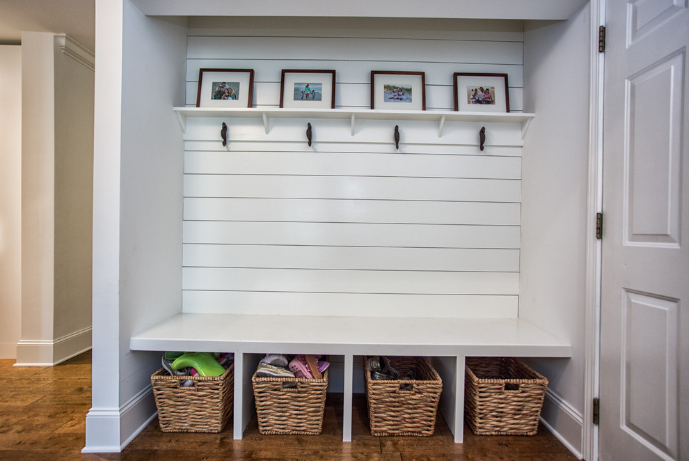 Home design - transitional home design idea