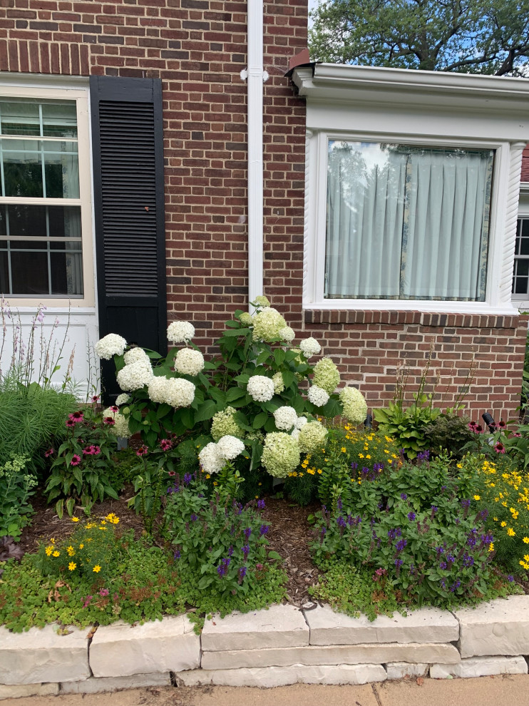 St. Paul Brick House Gardens