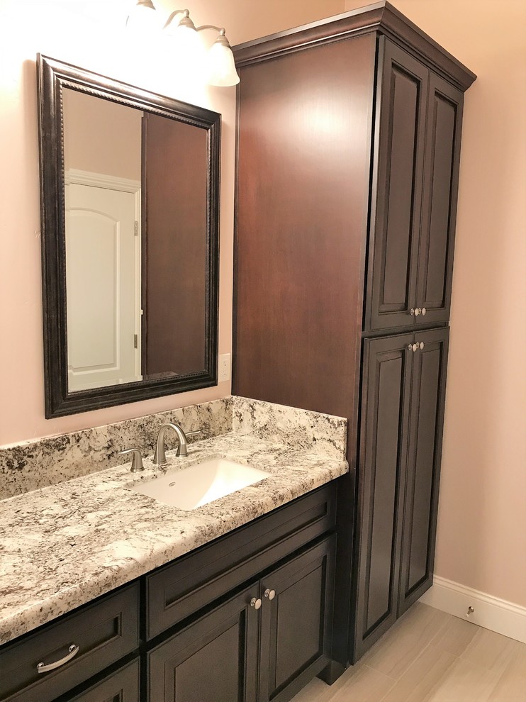 Transitional Vanity in West Sacramento