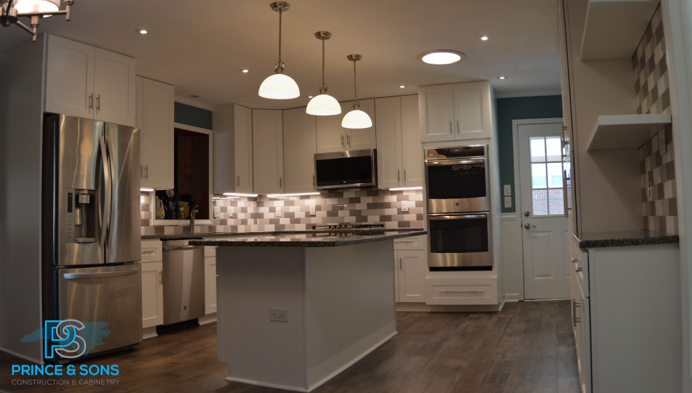 Example of a transitional kitchen design in Raleigh