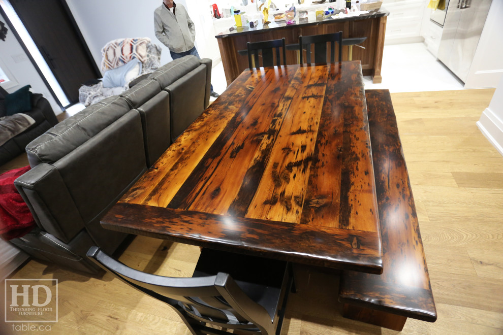 Mountain style dining room photo in Toronto
