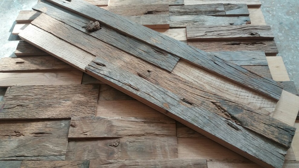 Панель на стену деревянная декоративная.