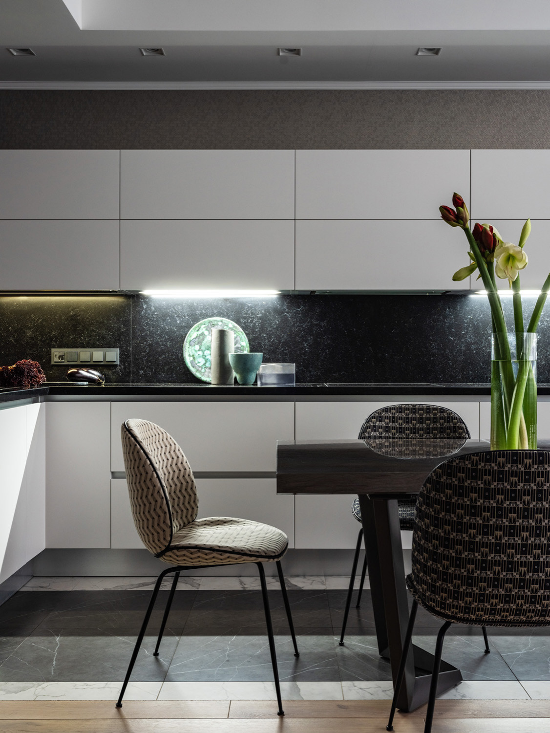 Графичная квартира в Москве